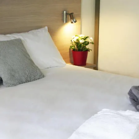 Lodge Hotel & Spa Les Voiles Du Grand Large 3* Meyzieu
