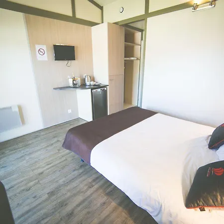 Hôtel&spa Les Voiles Du Grand Large 3* Meyzieu